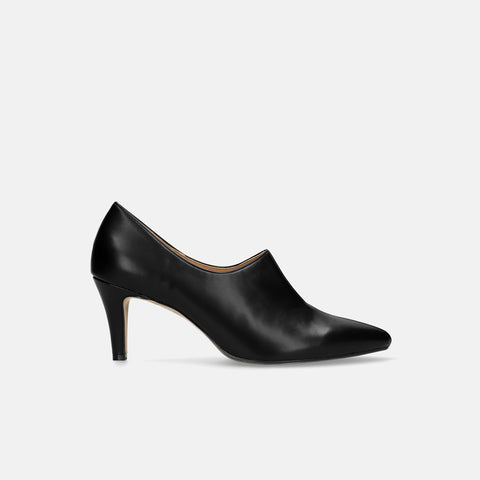 予約：2025AW：フロント スリット ブーティ（7235）ブラック/mamian（マミアン）